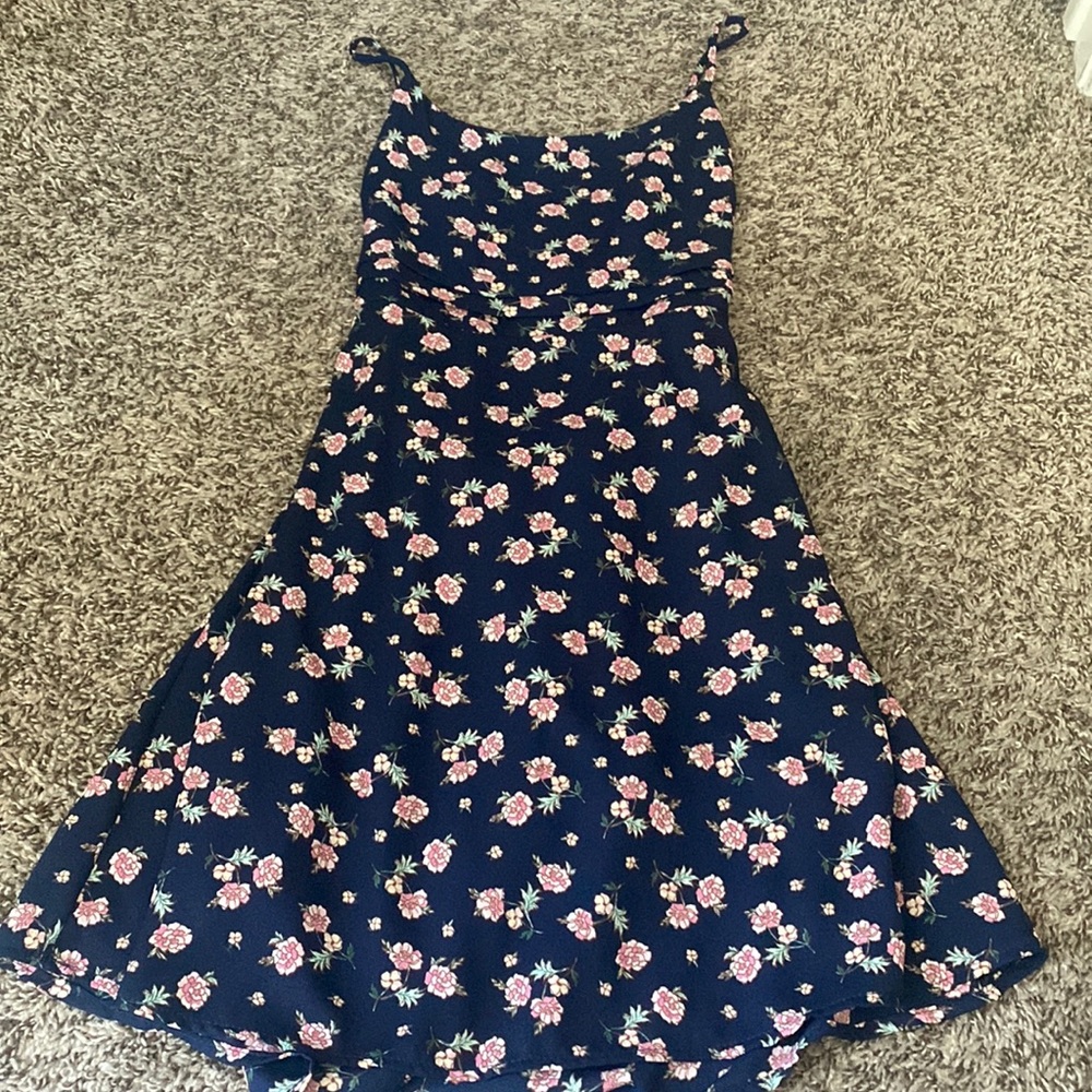 Navy Floral dress size small